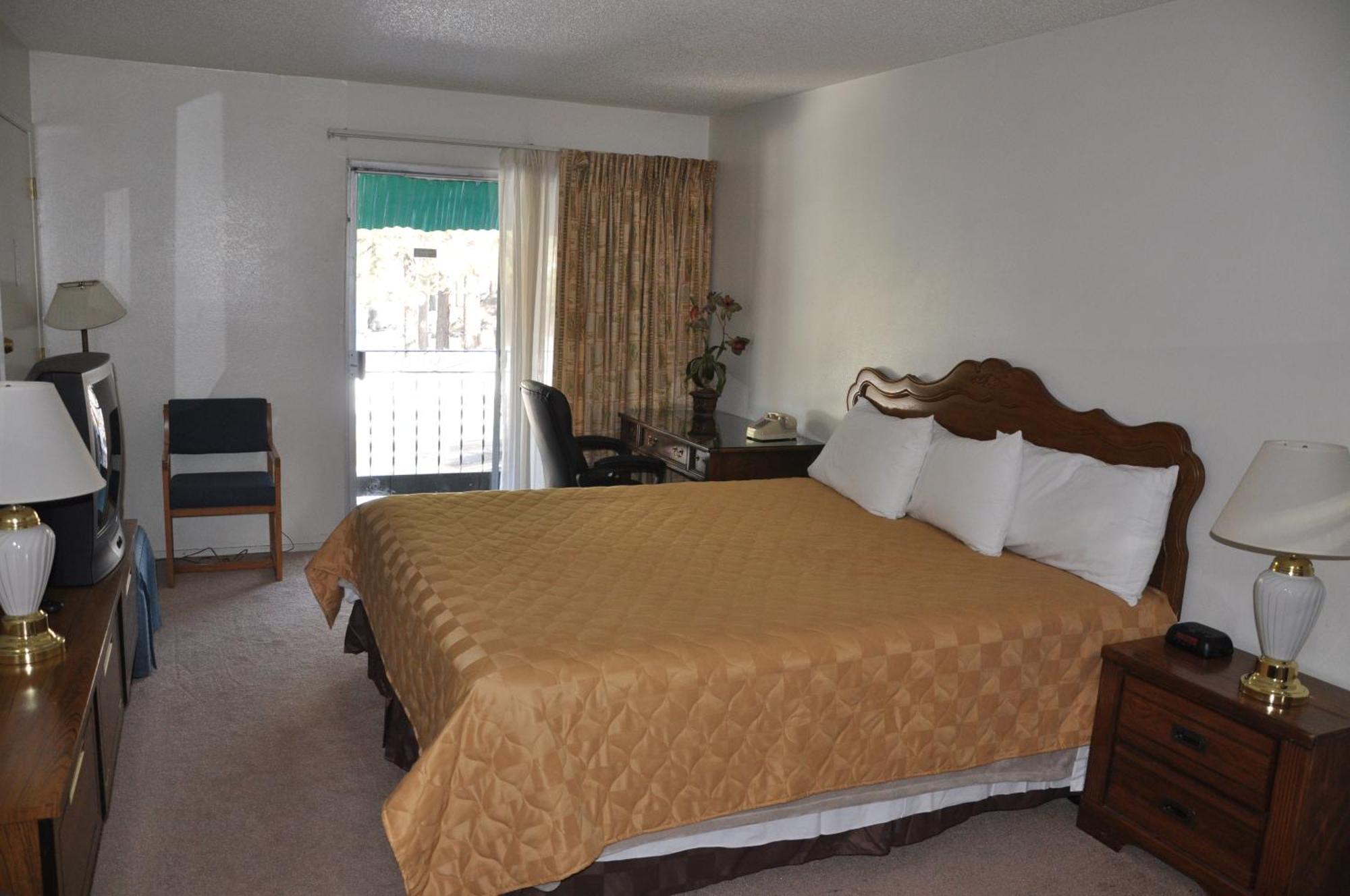 Cedar Inn & Suites South Lake Tahoe Exteriör bild