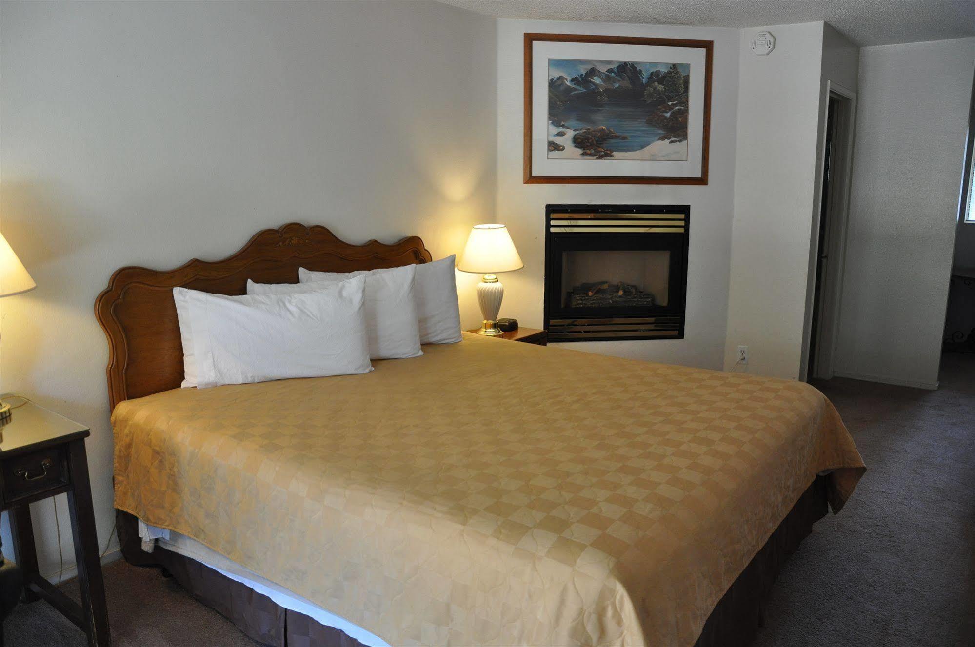 Cedar Inn & Suites South Lake Tahoe Exteriör bild