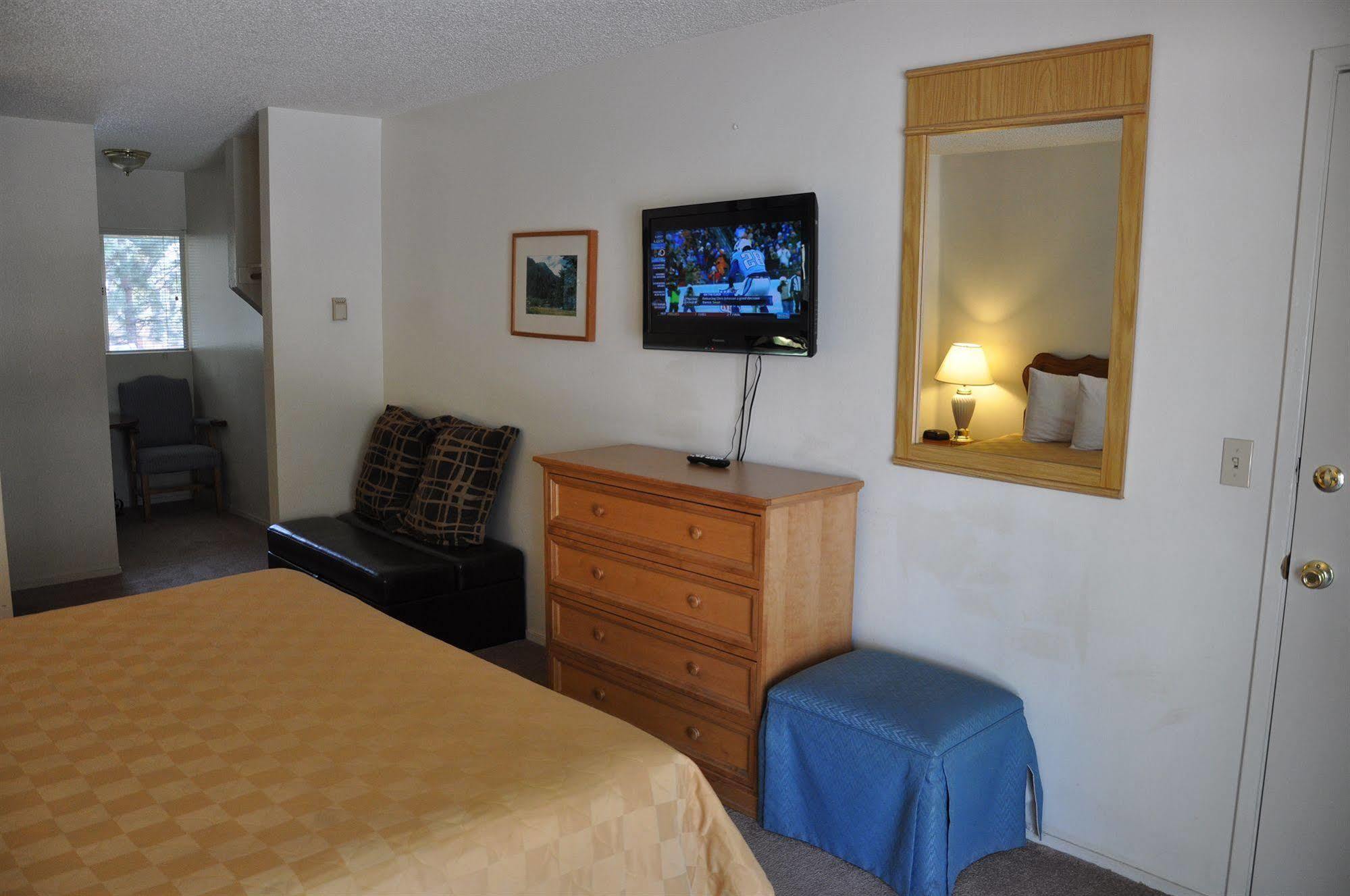 Cedar Inn & Suites South Lake Tahoe Exteriör bild